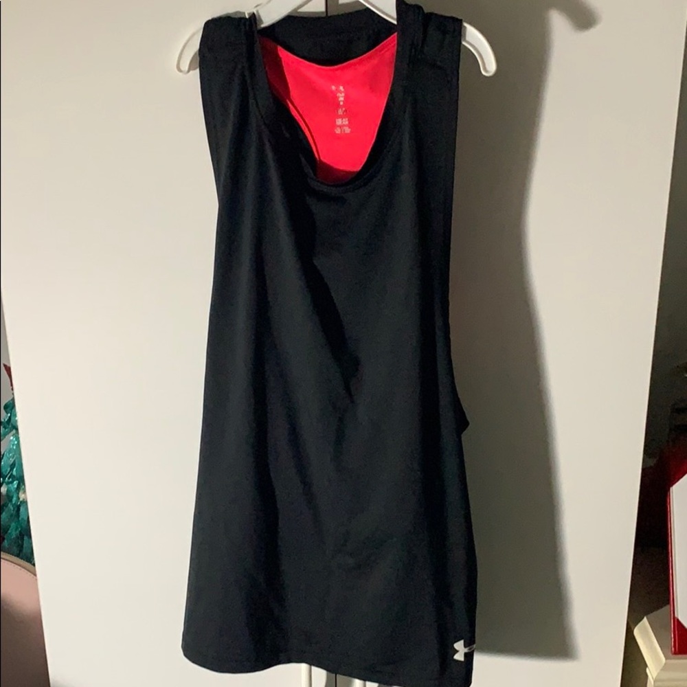UA tank w words on back